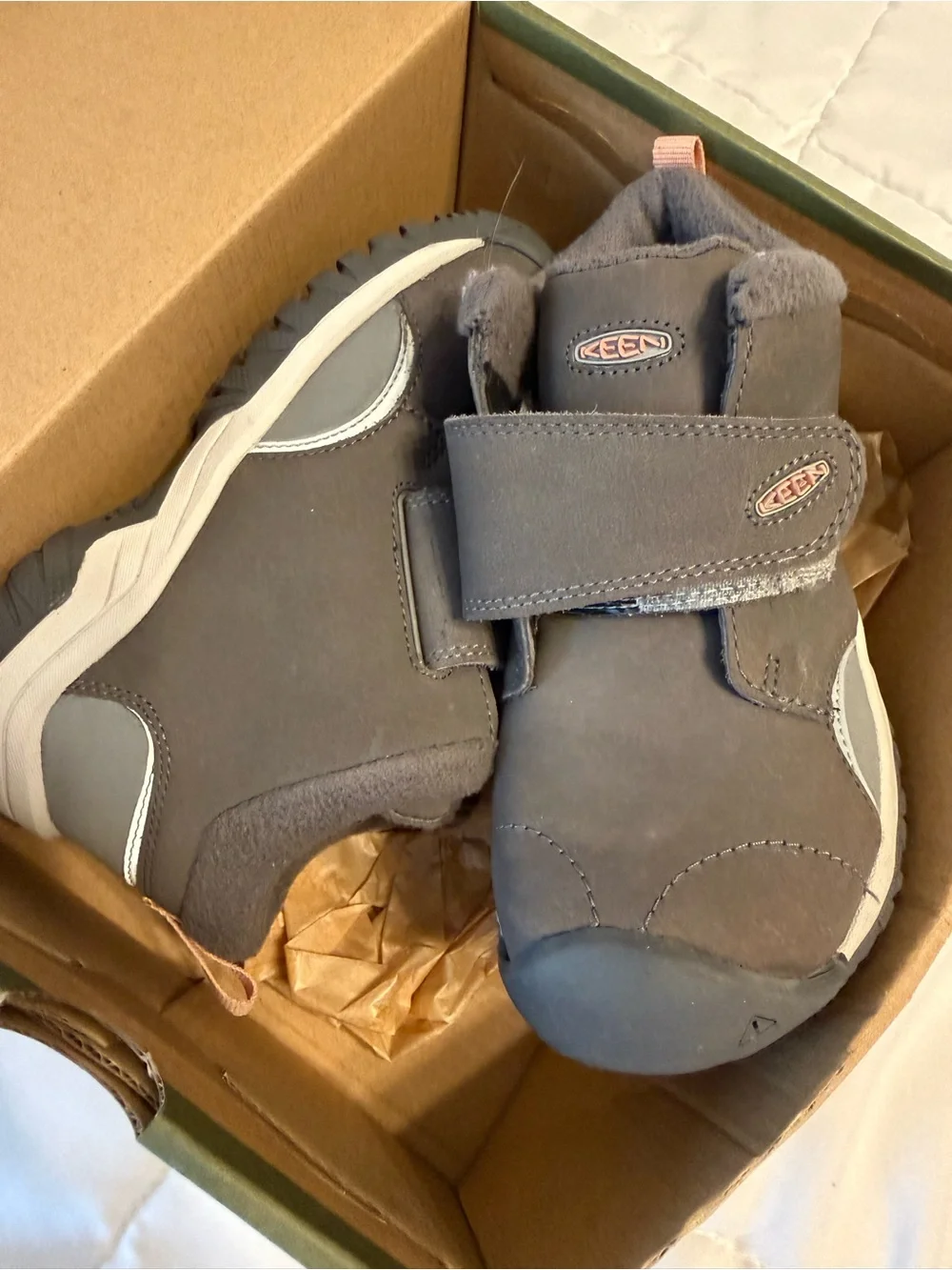 KEEN Kids Gray Velcro Winter Boots